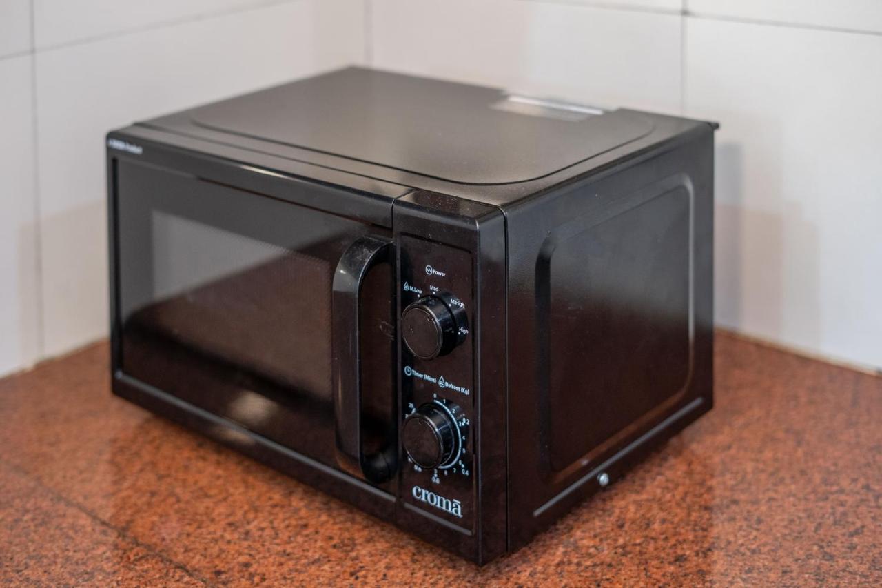 The Lodgers 2 Bhk Serviced Apartment Infront Of Artemis Hospital Гургаон Екстериор снимка