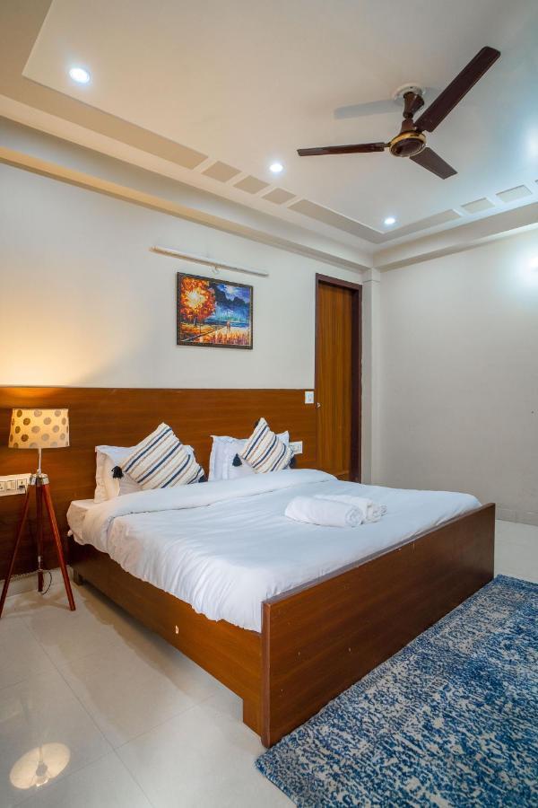 The Lodgers 2 Bhk Serviced Apartment Infront Of Artemis Hospital Гургаон Екстериор снимка
