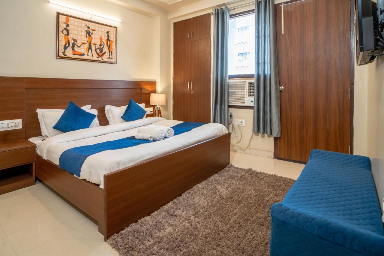 The Lodgers 2 Bhk Serviced Apartment Infront Of Artemis Hospital Гургаон Екстериор снимка