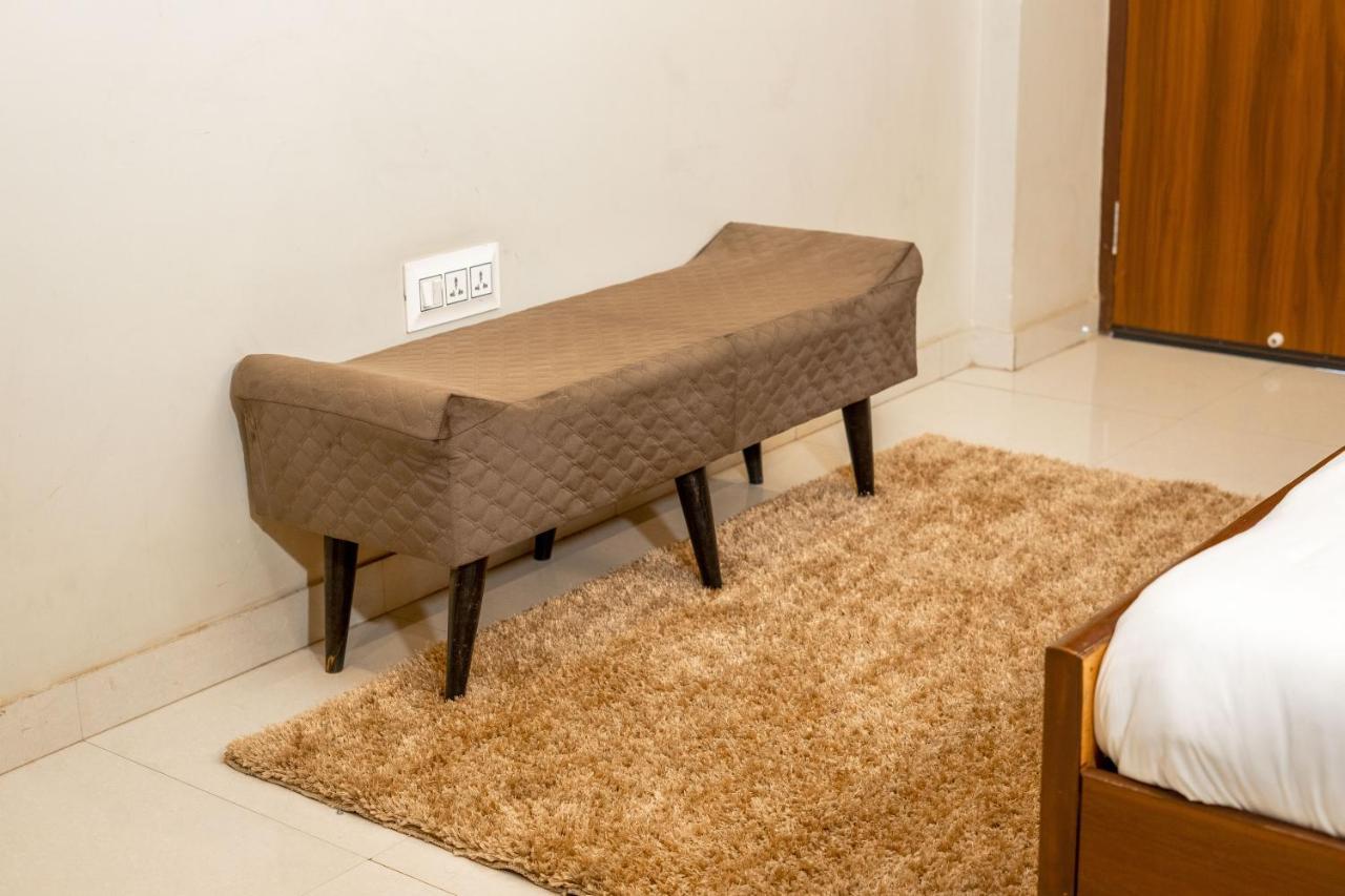 The Lodgers 2 Bhk Serviced Apartment Infront Of Artemis Hospital Гургаон Екстериор снимка
