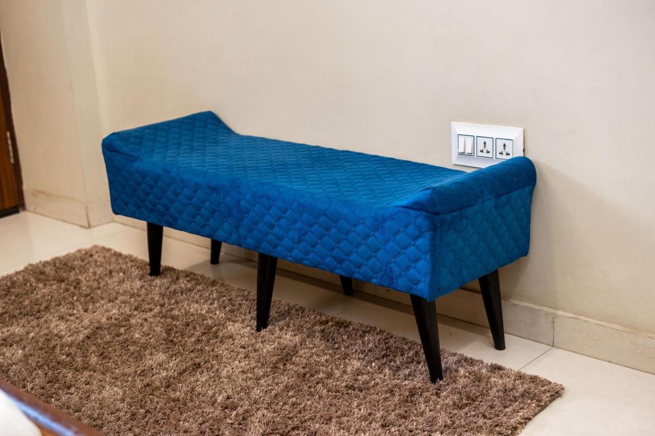 The Lodgers 2 Bhk Serviced Apartment Infront Of Artemis Hospital Гургаон Екстериор снимка